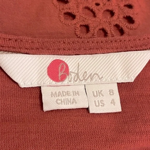 Boden Short Sleeve Rust Eyelet T-shirt, Size 8 - Picture 4 of 6